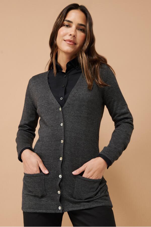 Produktansicht: Henbury Damen Cardigan Strickjacke mit V Ausschnitt und Knöpfen bis 4XL