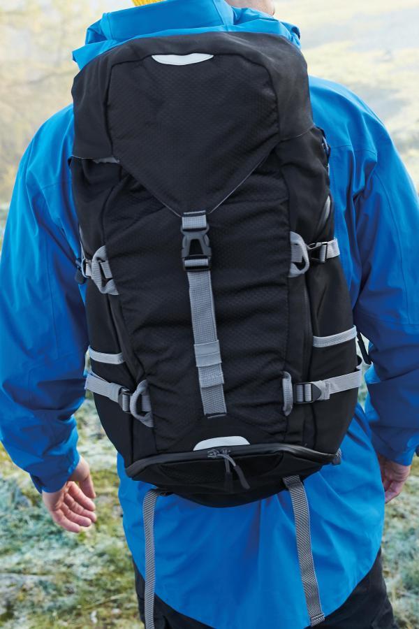 Produktansicht: Quadra SLX 30 Wanderrucksack mit Regenschutzhülle (abnehmbar)