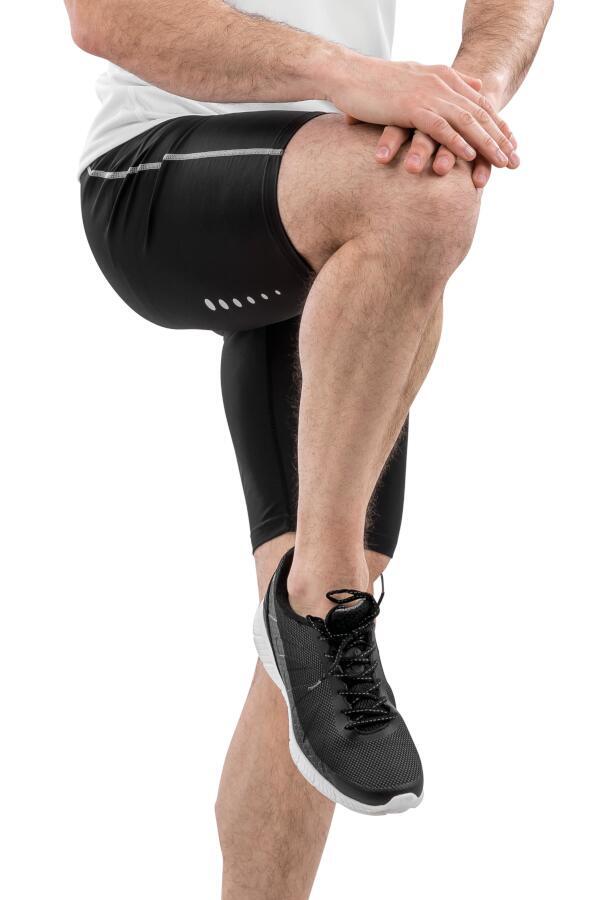 Produktansicht: SPIRO kurze Herren Bodyfit Laufshorts (1/4 lange Laufhosen) Produktansicht: SPIRO kurze Herren Bodyfit Laufshorts (1/4 lange Laufhosen)